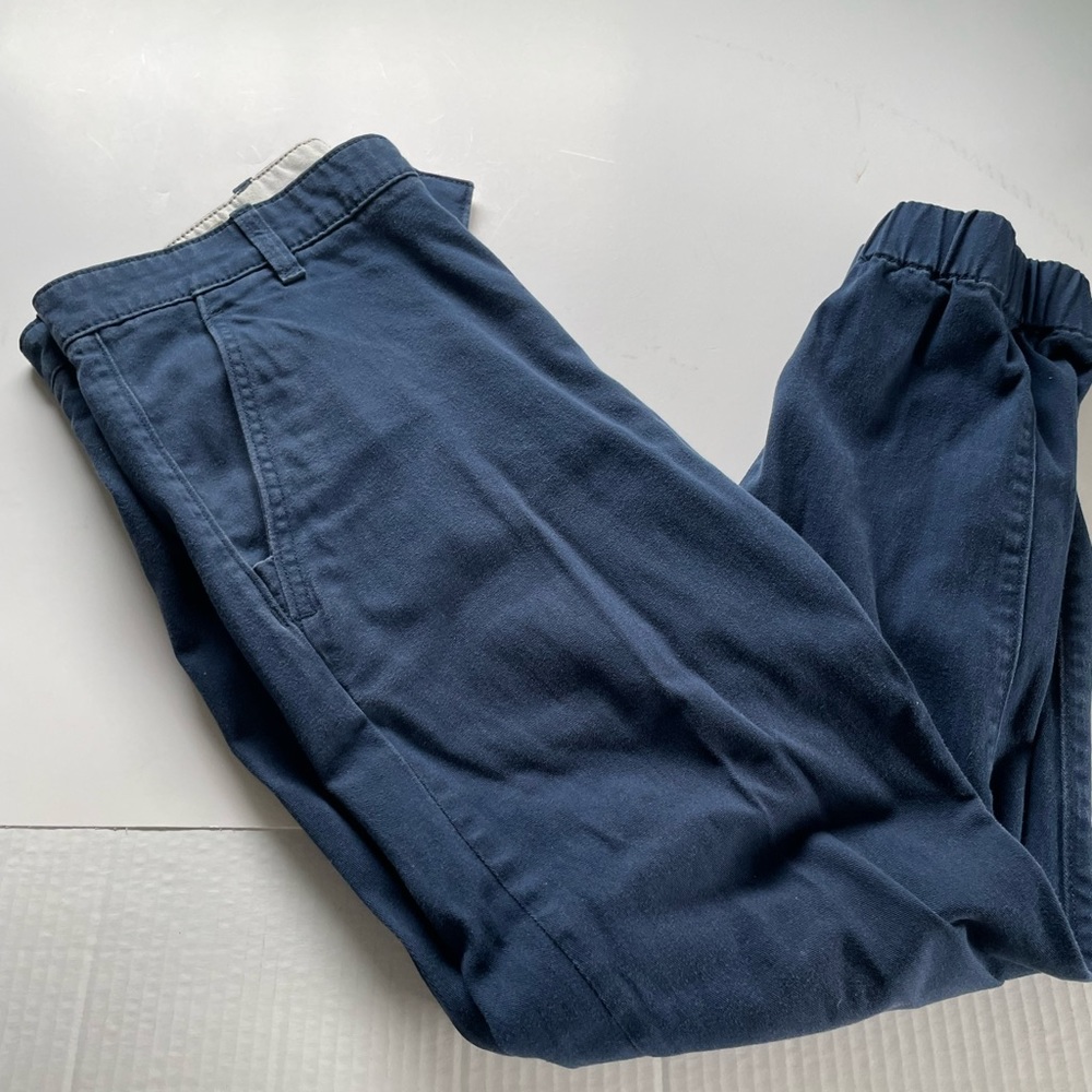 Levi Strauss & Co men’s chinos